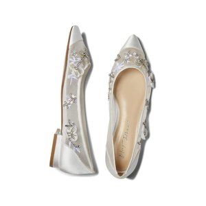 Blue by Betsey Johnson Willo Flat - Ivory Size 8.5